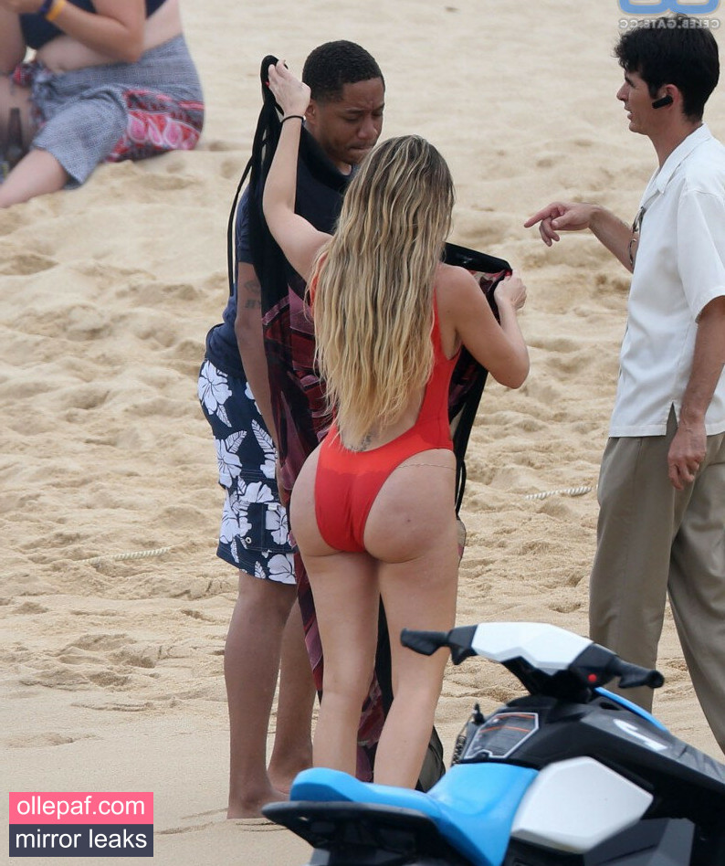 Latest Leaks Khloe Kardashian Nude #41 - Fapello