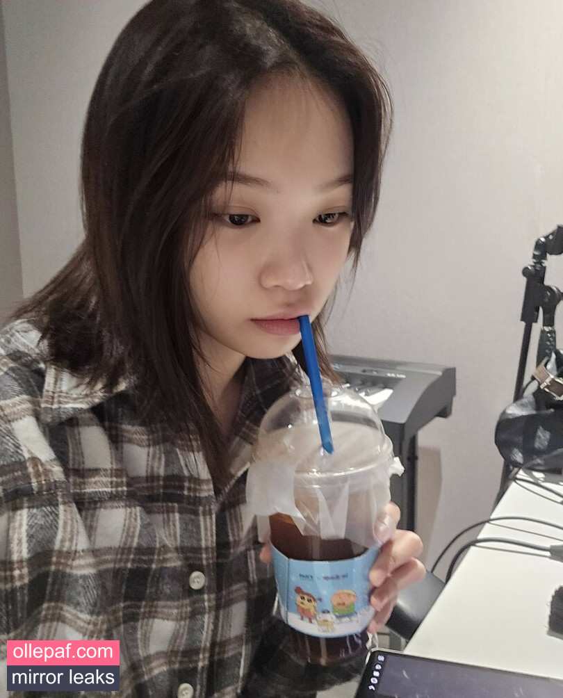 Latest Leaks Kim Chaewon Nude #59 - Fapello