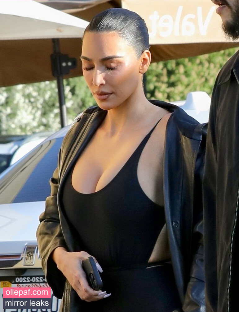 Kim Kardashian Nude Leaks OnlyFans #915 - Fapello