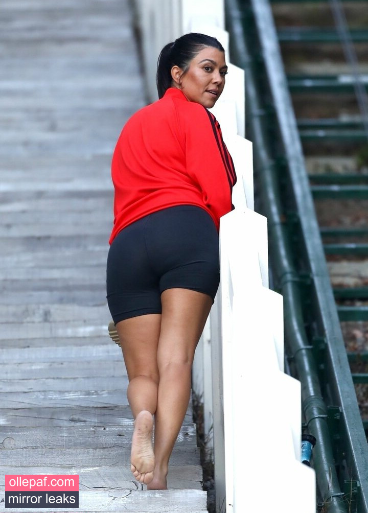Latest Leaks Kourtney Kardashian Nude #1029 - Fapello