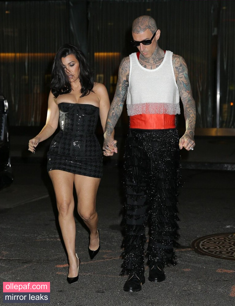 Latest Leaks Kourtney Kardashian Nude #1046 - Fapello