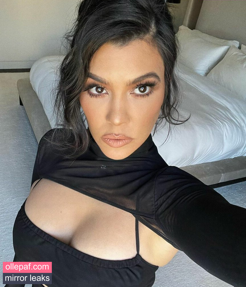 Latest Leaks Kourtney Kardashian Nude #1065 - Fapello