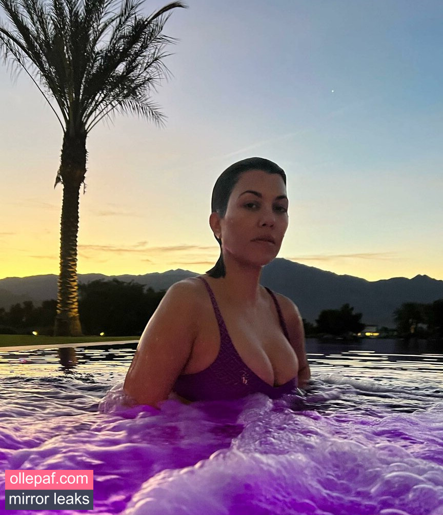 Latest Leaks Kourtney Kardashian Nude #1066 - Fapello