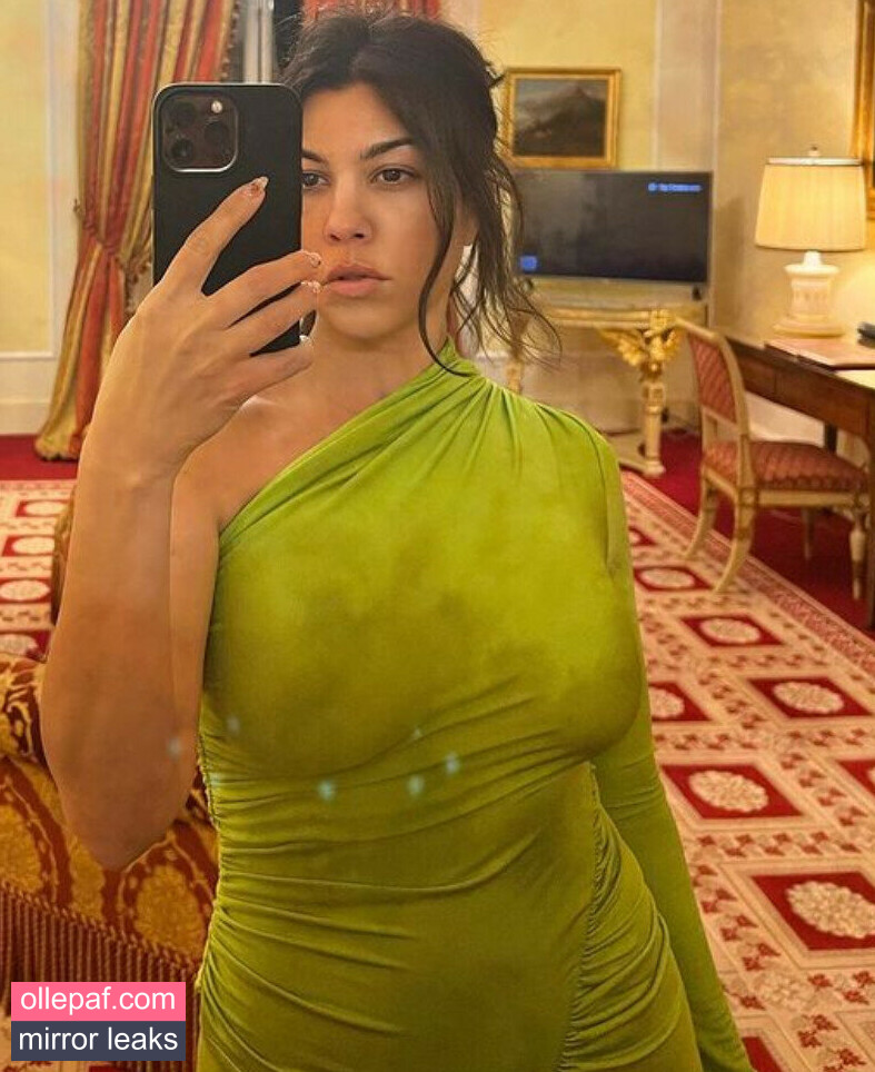 Latest Leaks Kourtney Kardashian Nude #1109 - Fapello