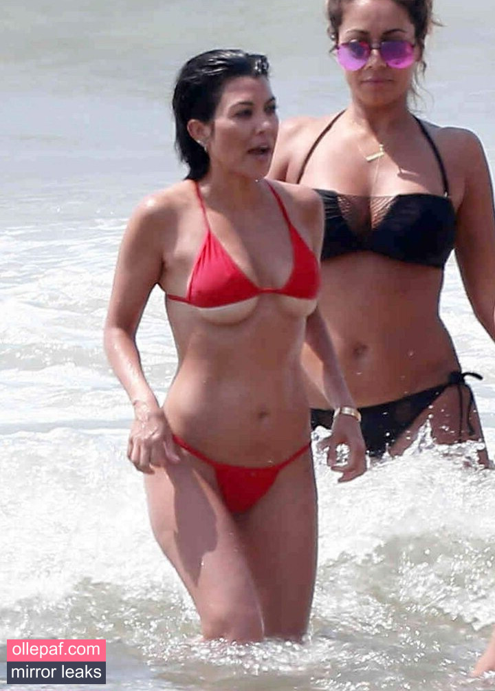 Latest Leaks Kourtney Kardashian Nude #116 - Fapello