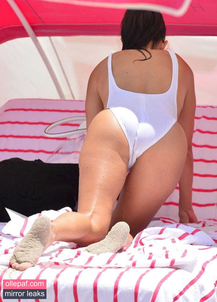 Latest Leaks Kourtney Kardashian Nude #1166 - Fapello