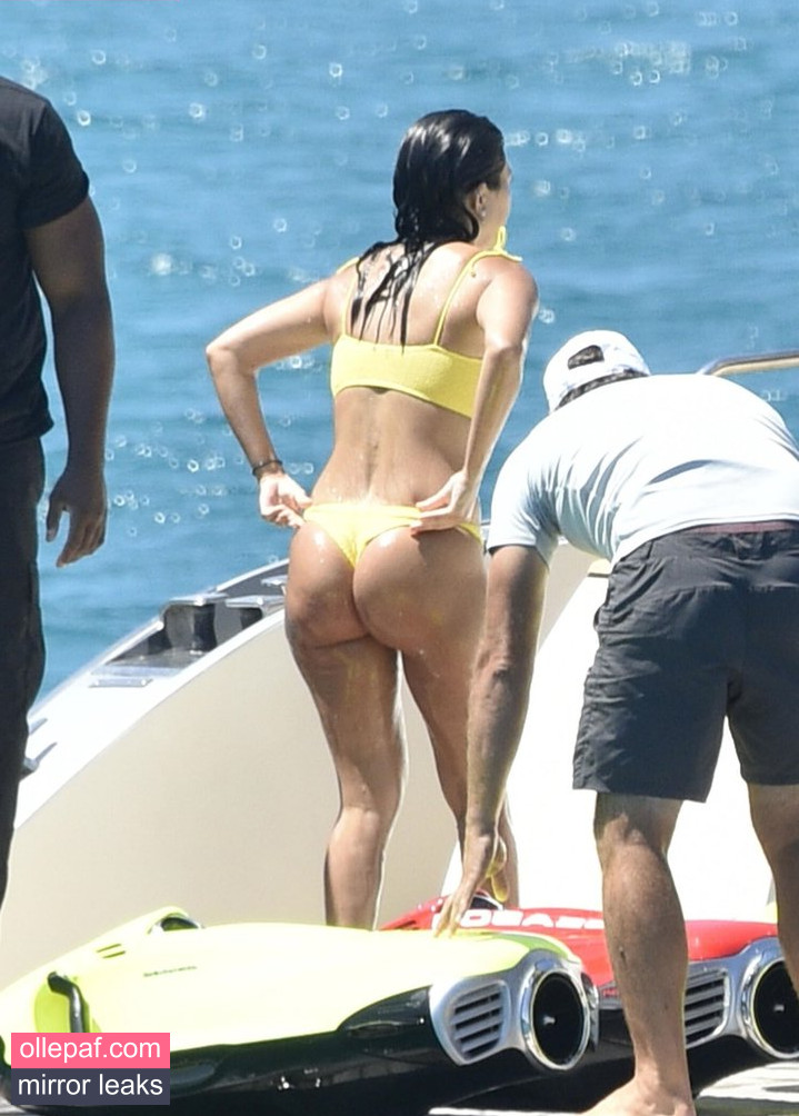 Latest Leaks Kourtney Kardashian Nude #1190 - Fapello