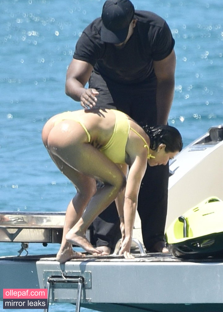 Latest Leaks Kourtney Kardashian Nude #1191 - Fapello