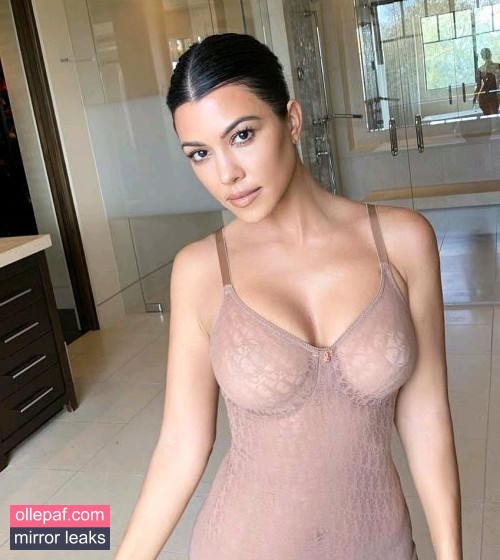 Latest Leaks Kourtney Kardashian Nude #1206 - Fapello