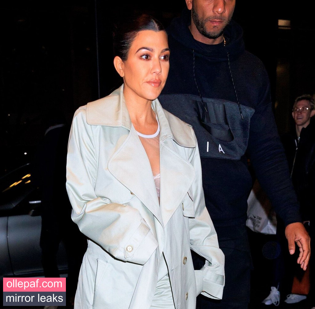 Latest Leaks Kourtney Kardashian Nude #122 - Fapello