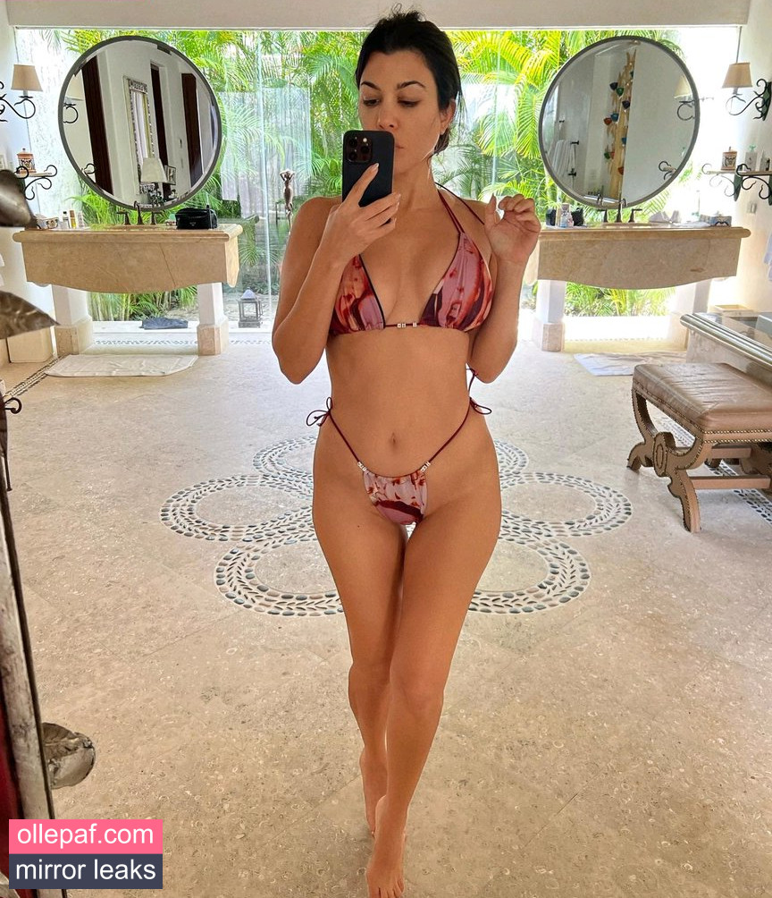 Latest Leaks Kourtney Kardashian Nude #1214 - Fapello