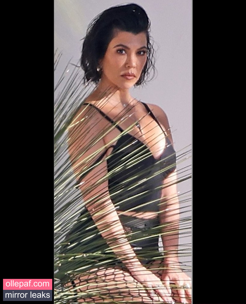 Latest Leaks Kourtney Kardashian Nude #1221 - Fapello