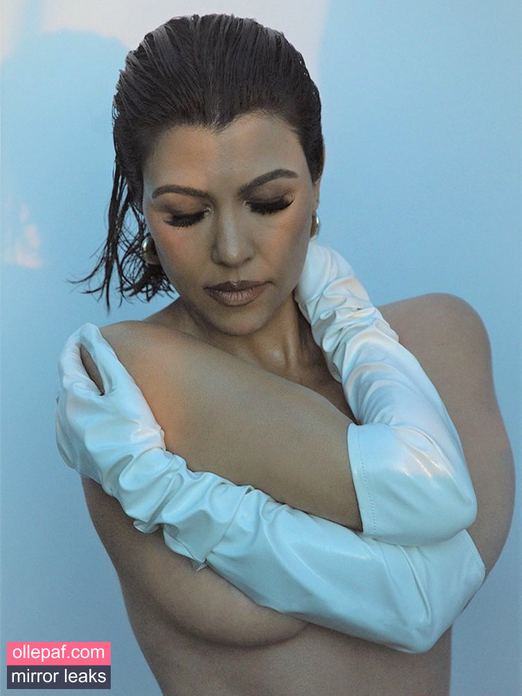 Kourtney Kardashian Nude Leaks OnlyFans #1250 - Fapello