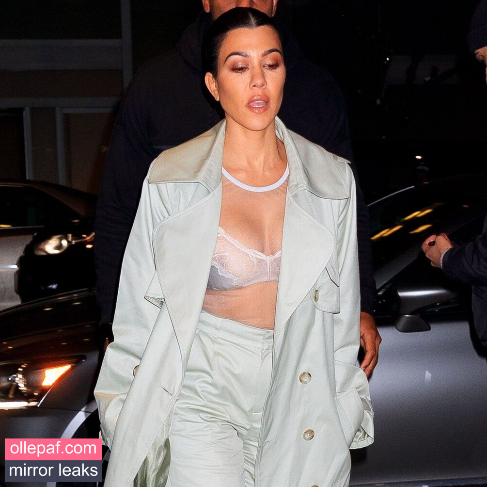Latest Leaks Kourtney Kardashian Nude #126 - Fapello