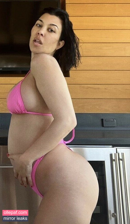 Latest Leaks Kourtney Kardashian Nude #201 - Fapello