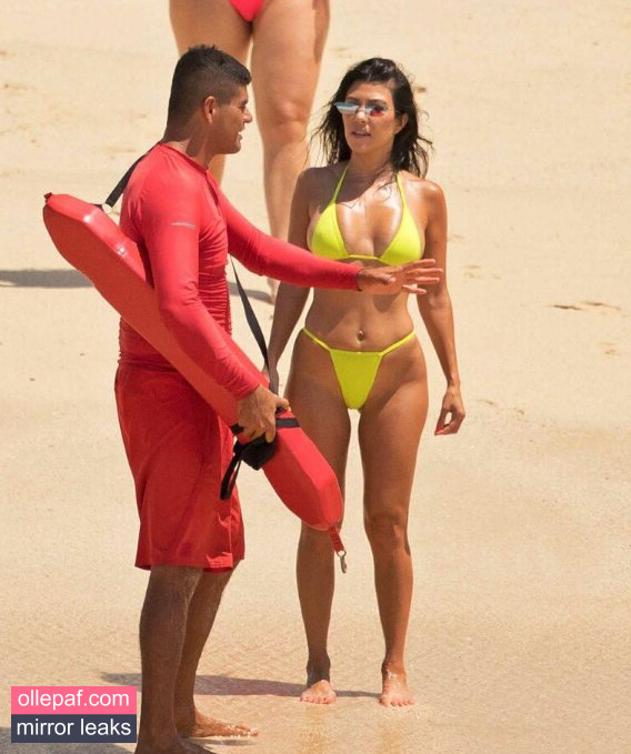 Latest Leaks Kourtney Kardashian Nude #236 - Fapello