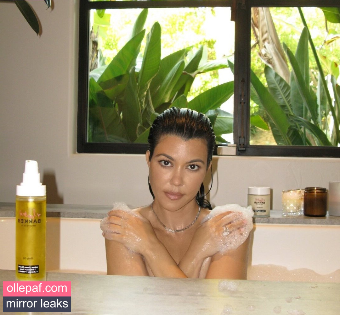 Latest Leaks Kourtney Kardashian Nude #355 - Fapello