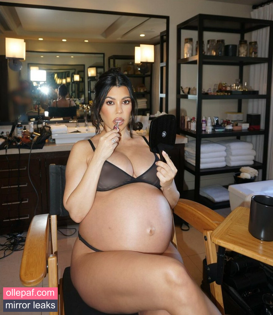 Latest Leaks Kourtney Kardashian Nude #394 - Fapello