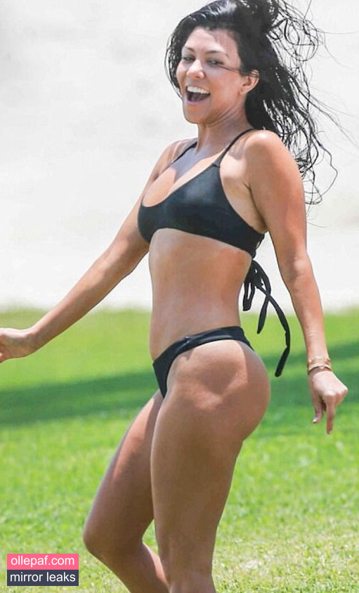 Latest Leaks Kourtney Kardashian Nude #404 - Fapello