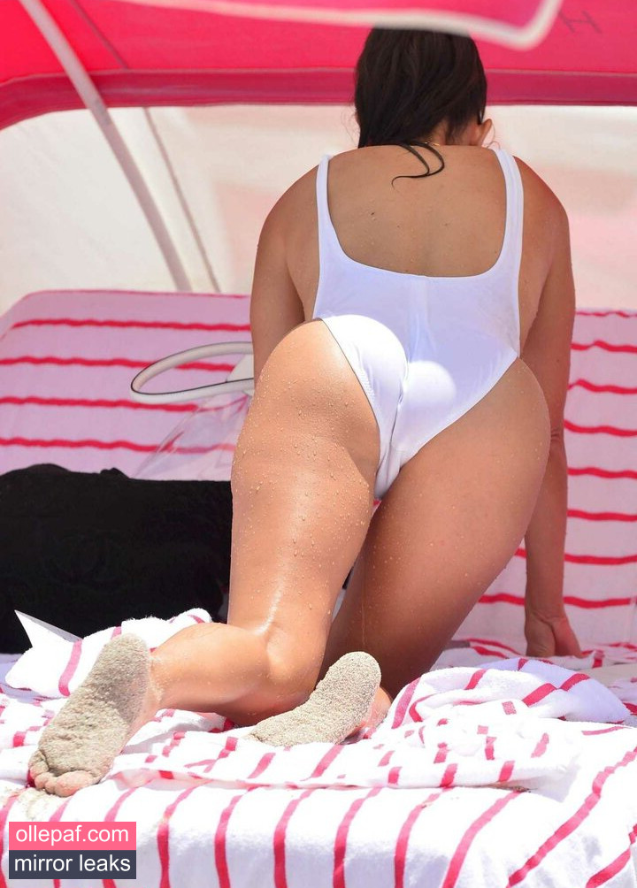 Latest Leaks Kourtney Kardashian Nude #417 - Fapello