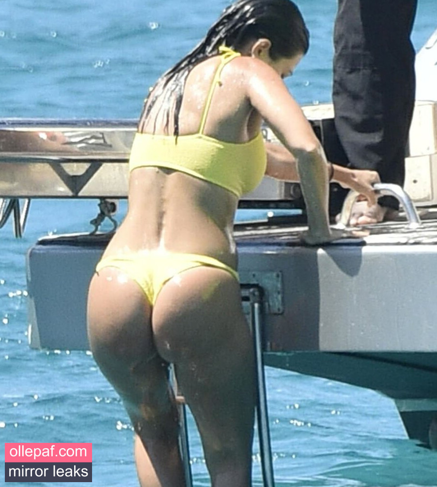 Latest Leaks Kourtney Kardashian Nude #442 - Fapello