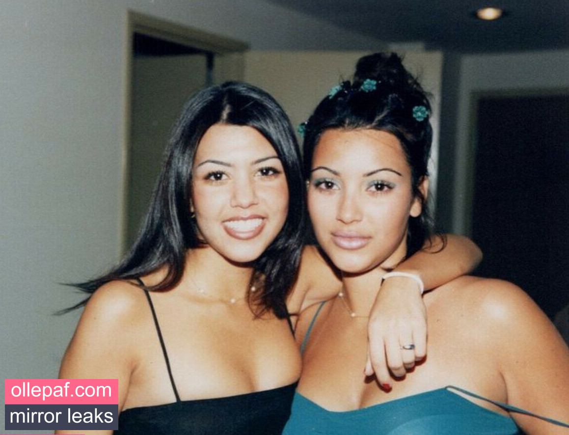 Latest Leaks Kourtney Kardashian Nude #607 - Fapello