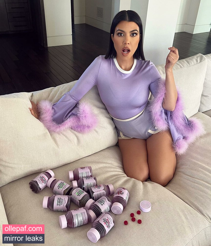 Latest Leaks Kourtney Kardashian Nude #610 - Fapello