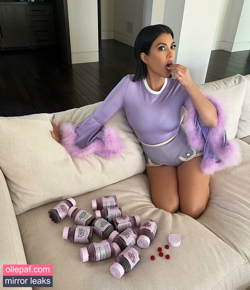 Latest Leaks Kourtney Kardashian Nude #611 - Fapello