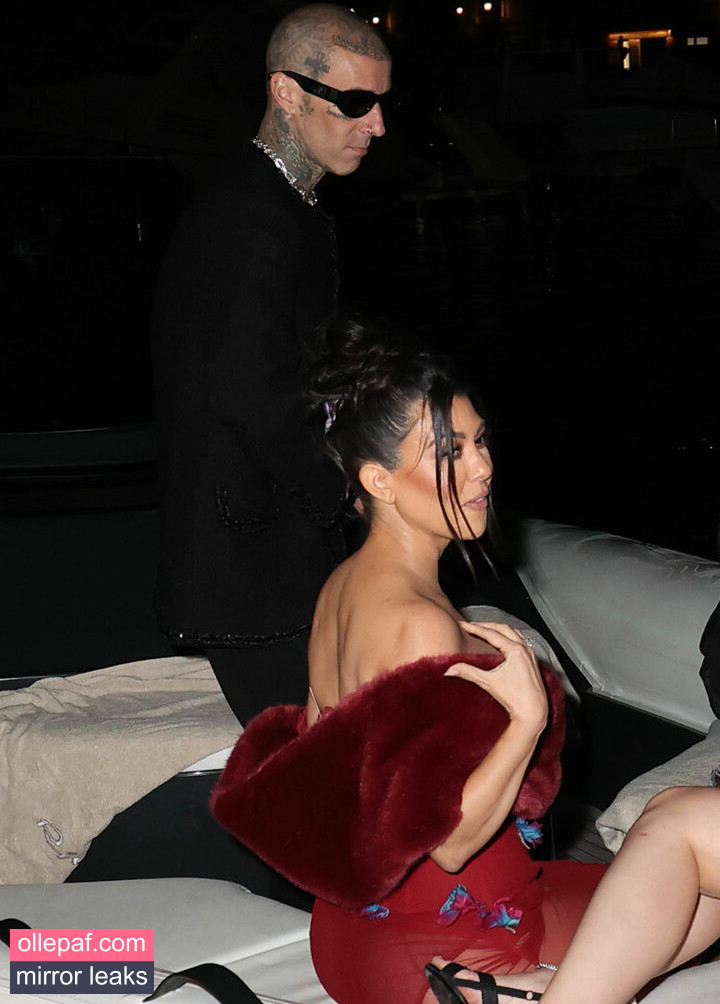 Latest Leaks Kourtney Kardashian Nude #653 - Fapello