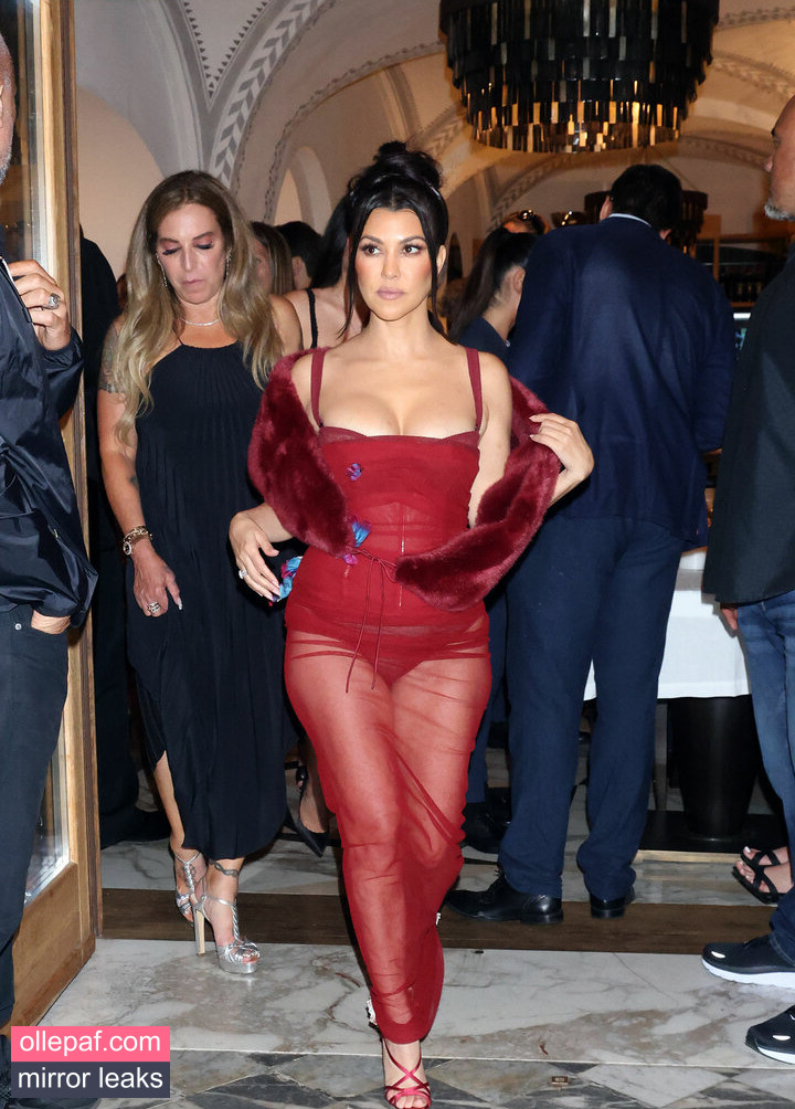 Latest Leaks Kourtney Kardashian Nude #654 - Fapello