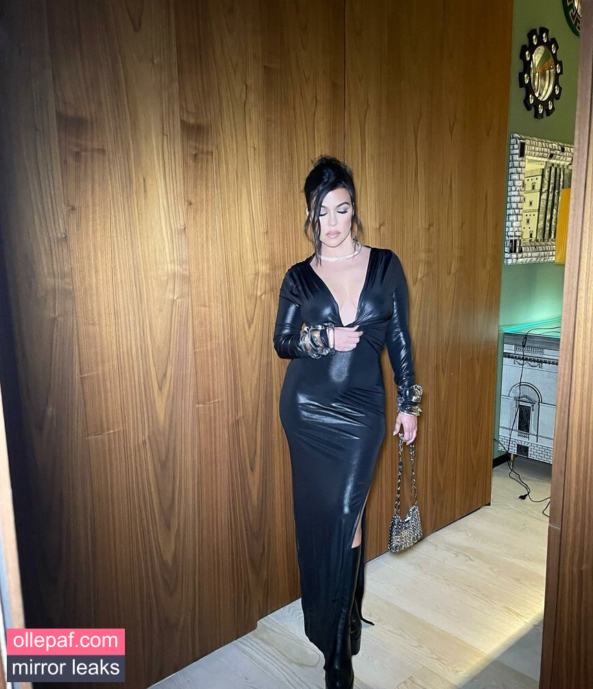 Latest Leaks Kourtney Kardashian Nude #659 - Fapello