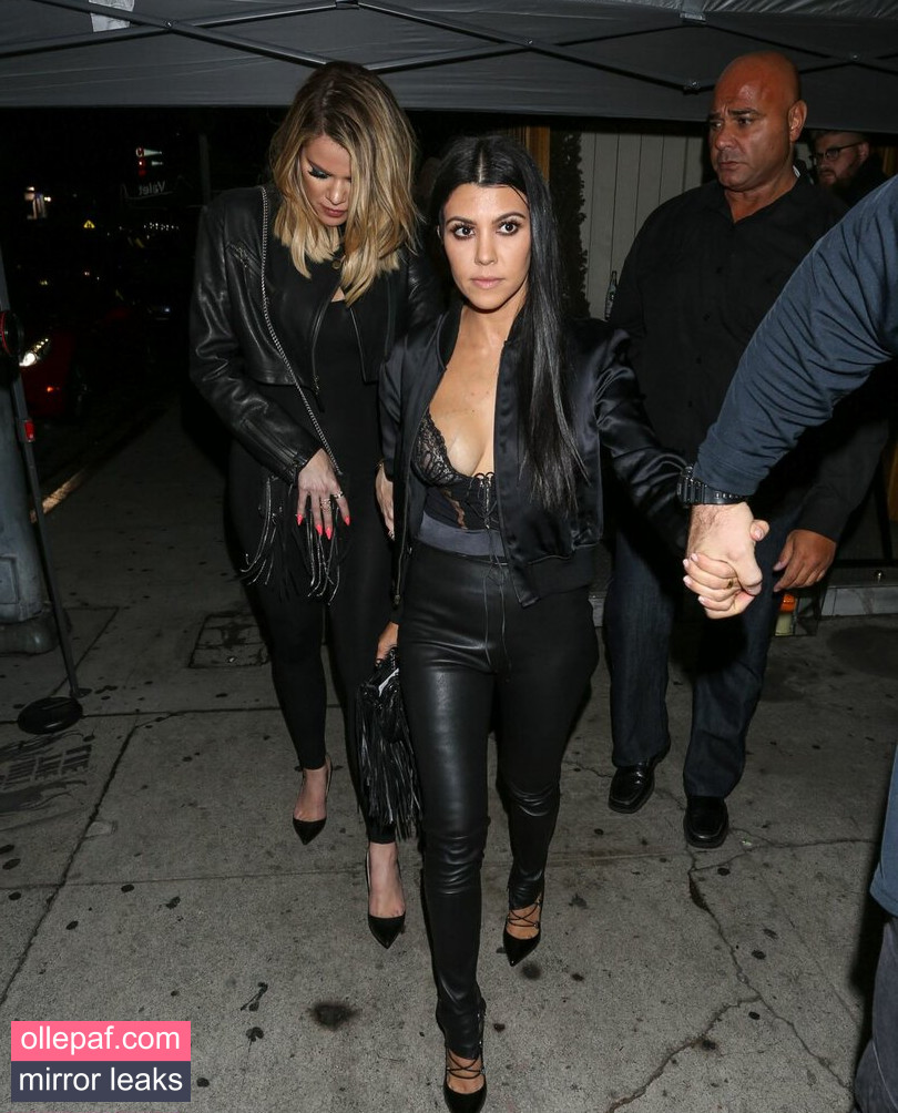 Latest Leaks Kourtney Kardashian Nude #688 - Fapello