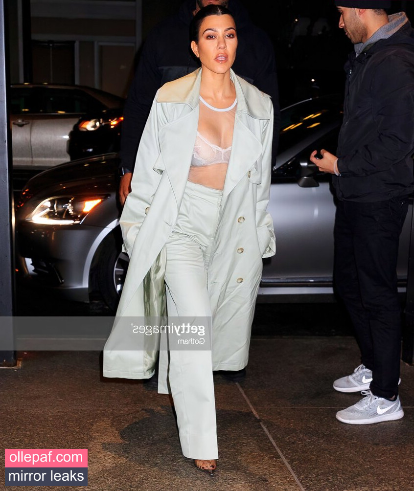 Latest Leaks Kourtney Kardashian Nude #694 - Fapello