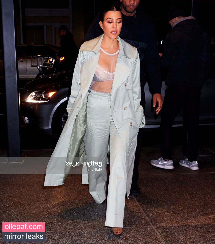 Latest Leaks Kourtney Kardashian Nude #695 - Fapello