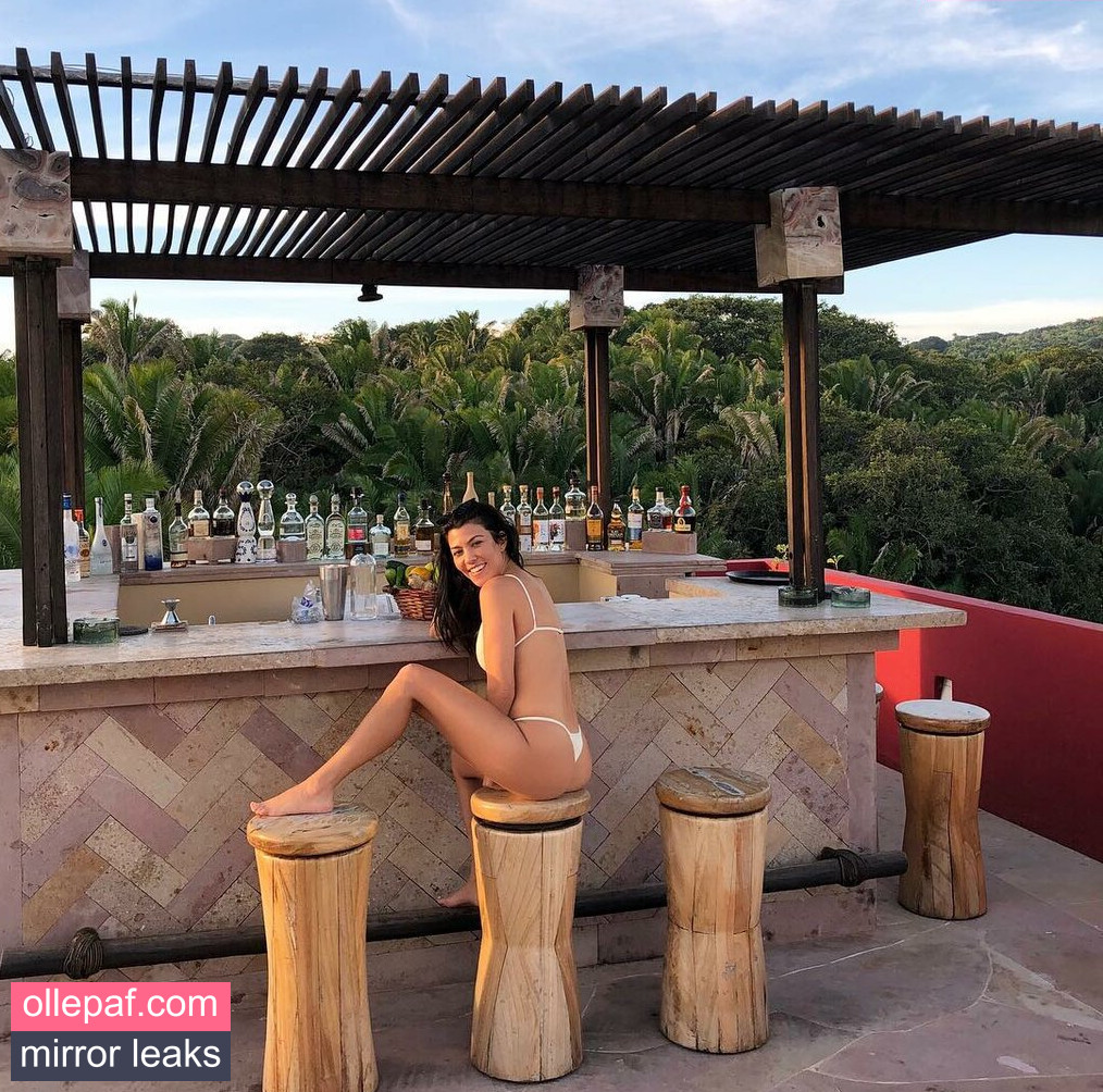 Latest Leaks Kourtney Kardashian Nude #911 - Fapello