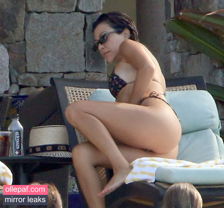 Latest Leaks Kourtney Kardashian Nude #933 - Fapello