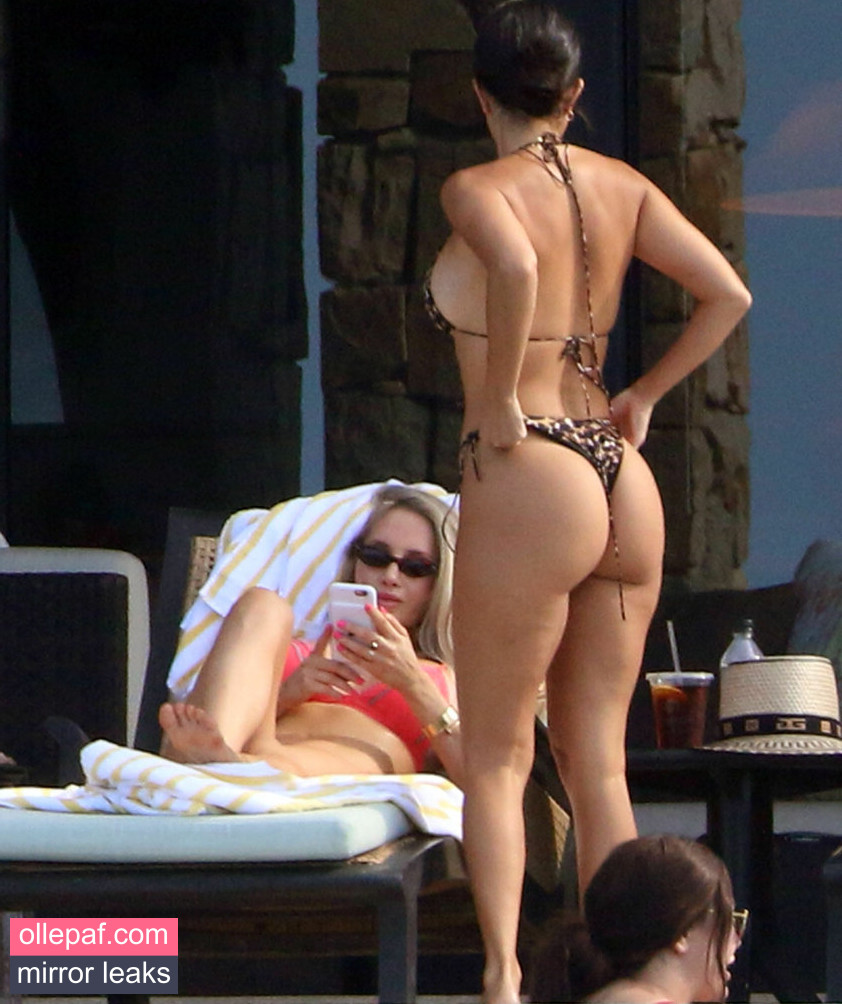Latest Leaks Kourtney Kardashian Nude #936 - Fapello