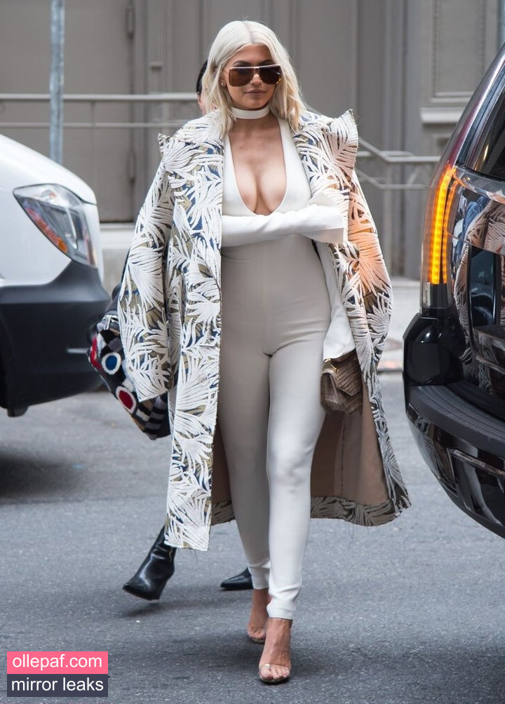Latest Leaks Kylie Jenner Nude #14 - Fapello