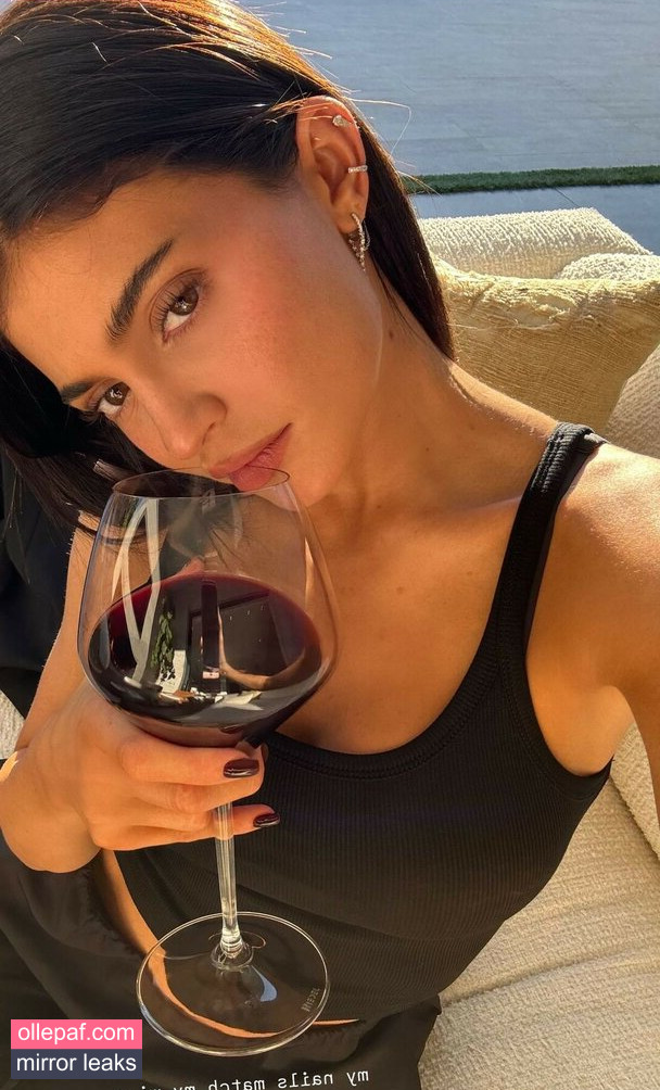 Latest Leaks Kylie Jenner Nude #576 - Fapello