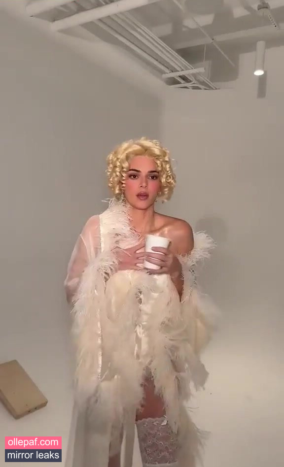 Latest Leaks Kylie Jenner Nude #582 - Fapello