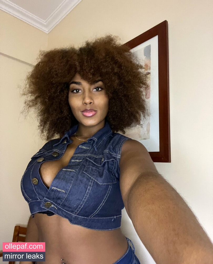 Latest Leaks lailasantiagoo Nude #10 - Fapello