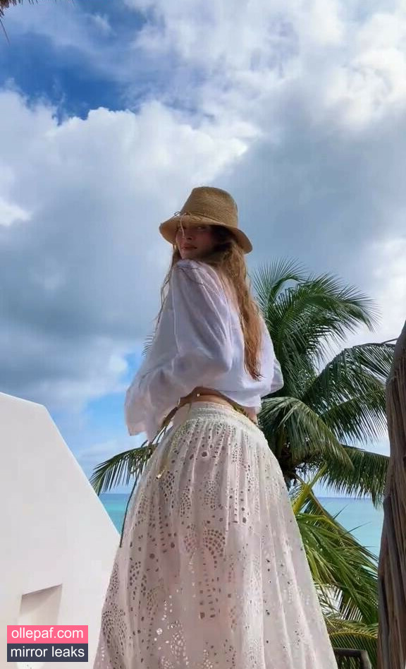 Latest Leaks Larsen Thompson Nude #73 - Fapello