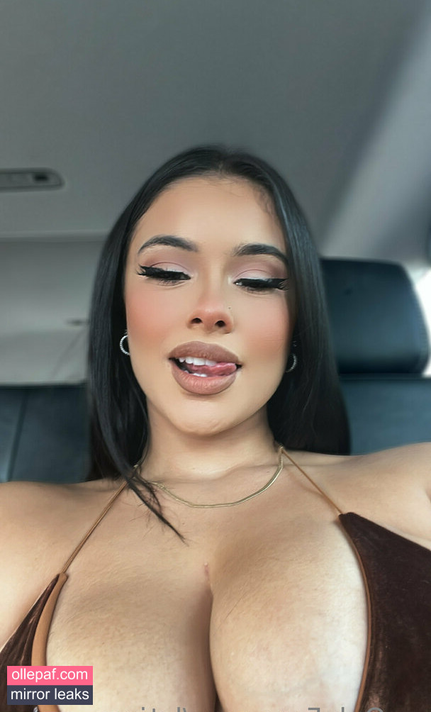 latinaqueen_ Nude Leaks OnlyFans - Fapello