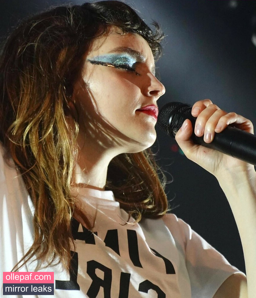 Lauren Mayberry Nude Leaks OnlyFans #1050 - Fapello