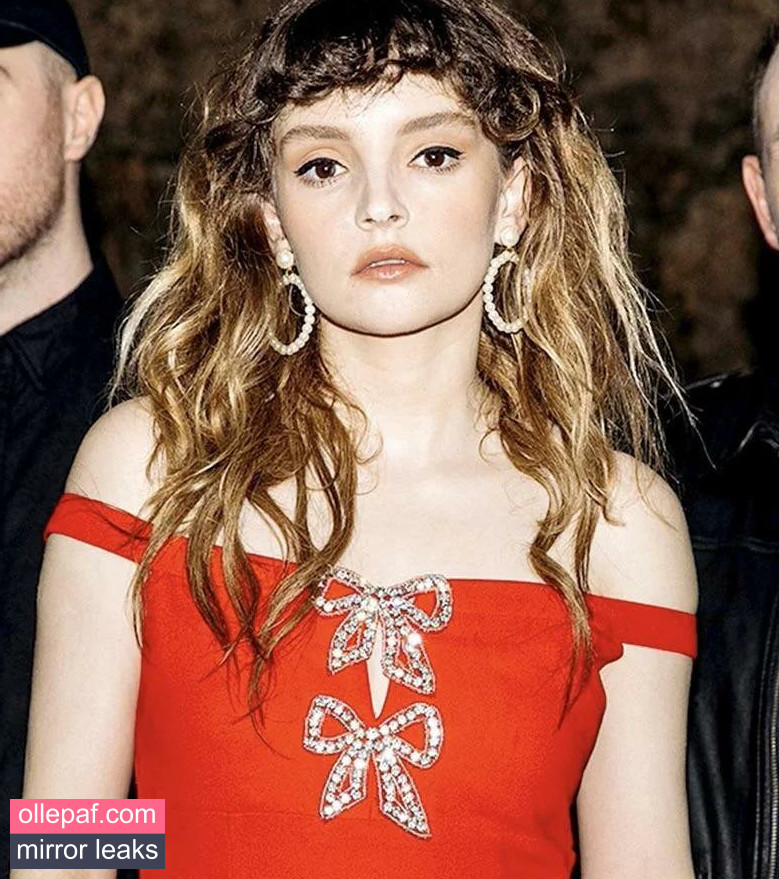 Lauren Mayberry Nude Leaks OnlyFans #1127 - Fapello