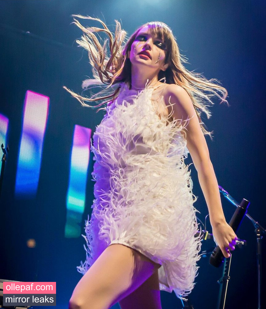 Latest Leaks Lauren Mayberry Nude #1154 - Fapello