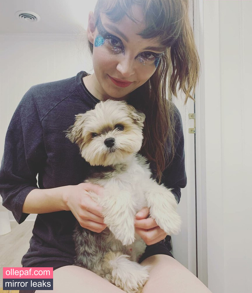 Lauren Mayberry Nude Leaks OnlyFans #300 - Fapello