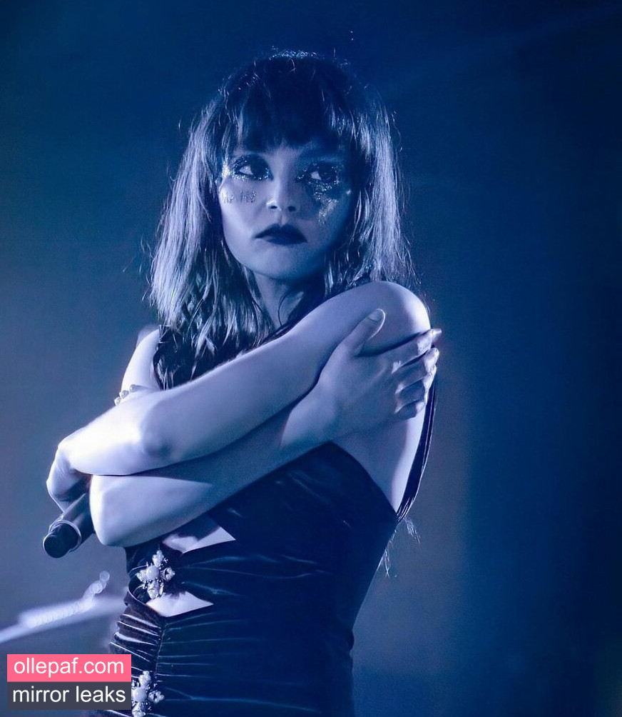 Lauren Mayberry Nude Leaks OnlyFans #353 - Fapello