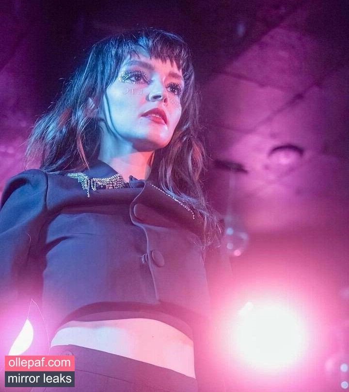 Lauren Mayberry Nude Leaks OnlyFans #368 - Fapello