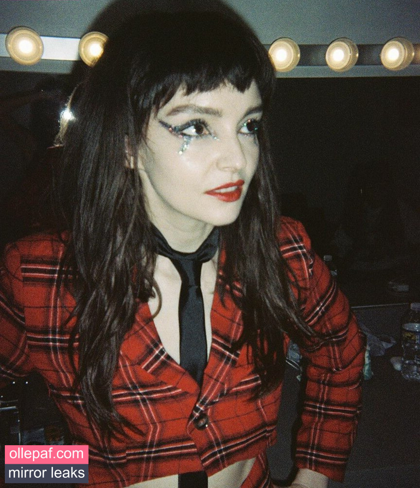 Lauren Mayberry Nude Leaks OnlyFans #400 - Fapello